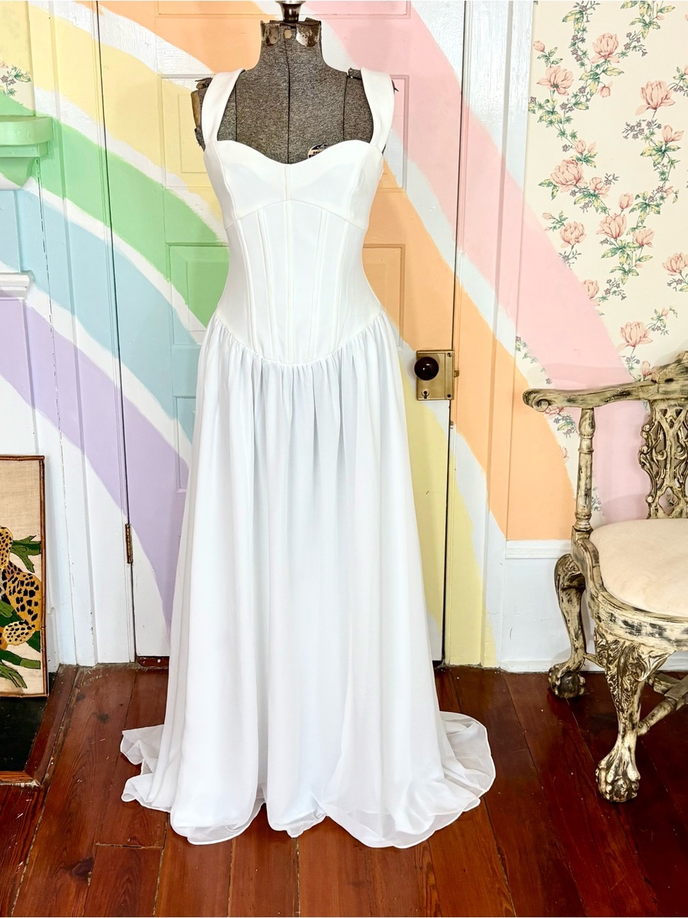 💥NWT Elliatt Emi Corset Drop-Waist Sheer Maxi Dress Soft White Sz M🧡